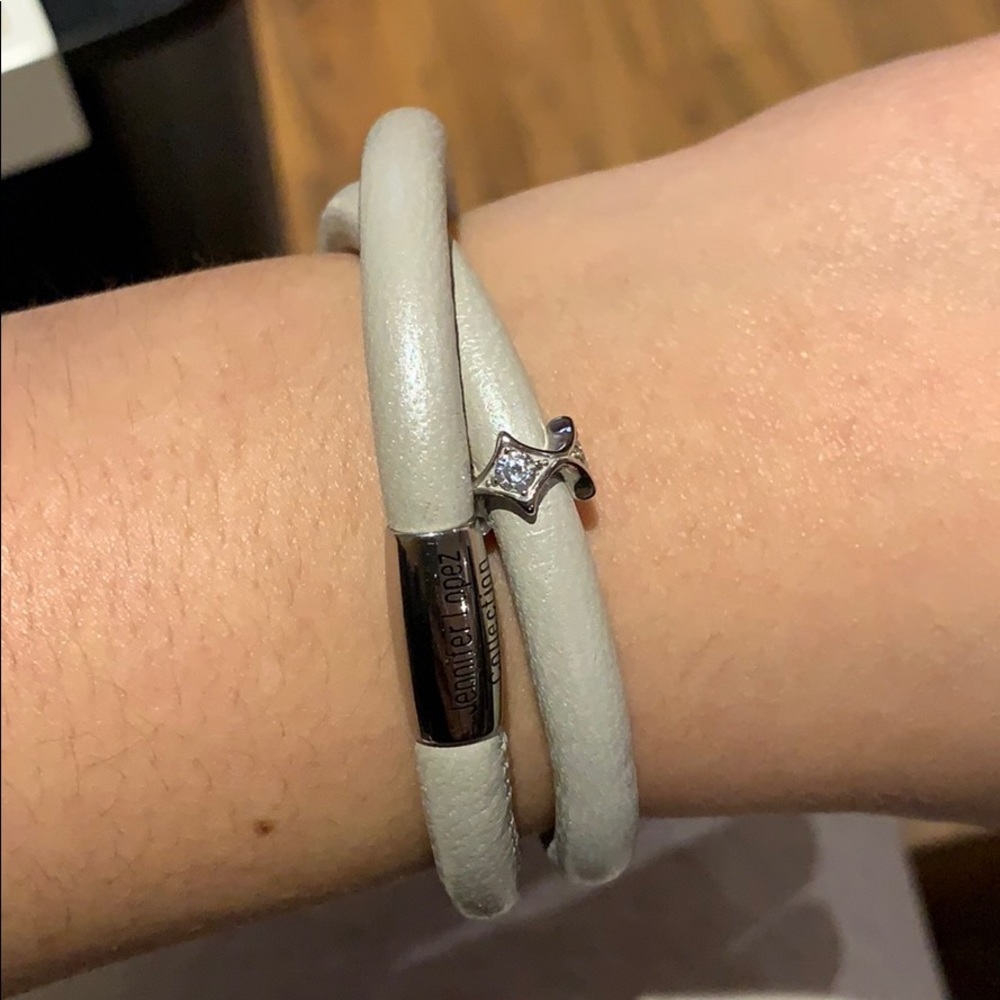Jennifer Lopez Collection bracelet